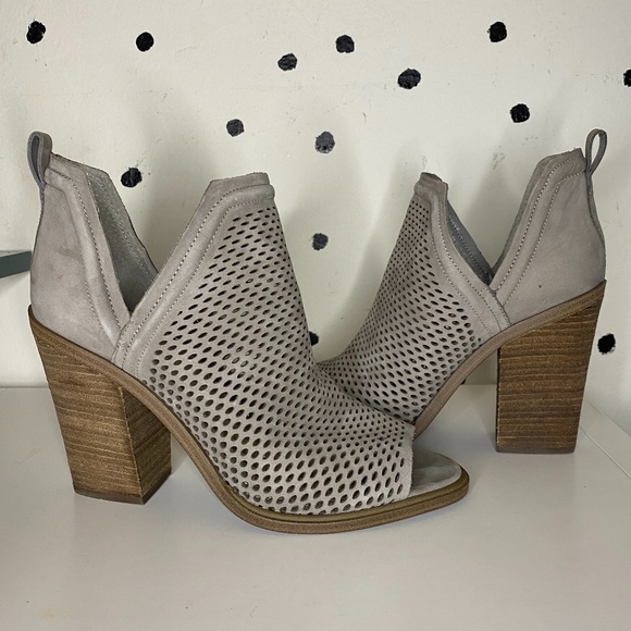 Vince Camuto Shoes - Vince Camuto Kensa open toe cut out bootie